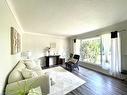 92 Jacobson Avenue, St. Catharines, ON  - Indoor Photo Showing Living Room 