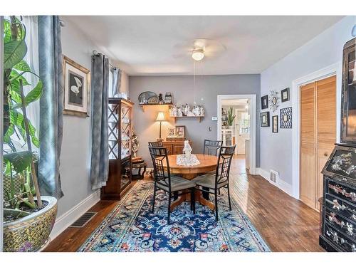 4670 Huron Street, Niagara Falls, ON - Indoor Photo Showing Dining Room