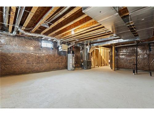 456 Barker Parkway, Thorold, ON - Indoor Photo Showing Basement