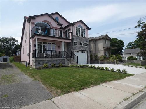 4807 Zimmerman Avenue, Niagara Falls, ON - Outdoor With Balcony With Facade