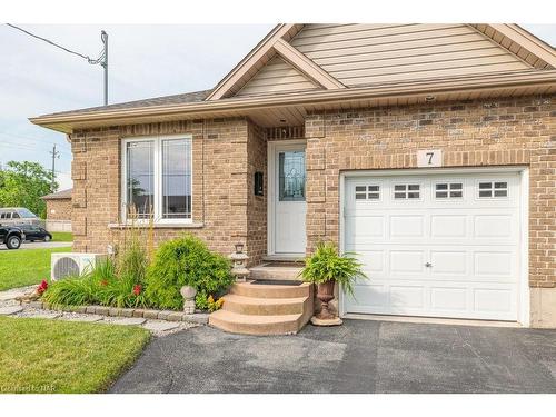 7 Dexter Street, St. Catharines, ON - Outdoor