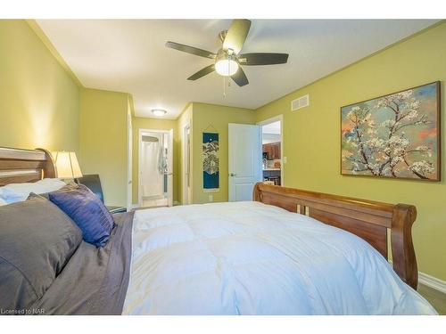 7 Dexter Street, St. Catharines, ON - Indoor Photo Showing Bedroom