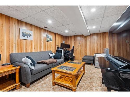 3-242 Lakeport Road, St. Catharines, ON - Indoor Photo Showing Basement