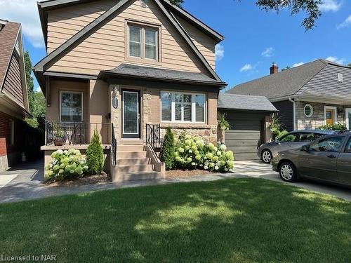 123 South Drive, St. Catharines, ON - Outdoor With Facade