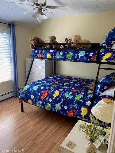 123 South Drive, St. Catharines, ON - Indoor Photo Showing Bedroom