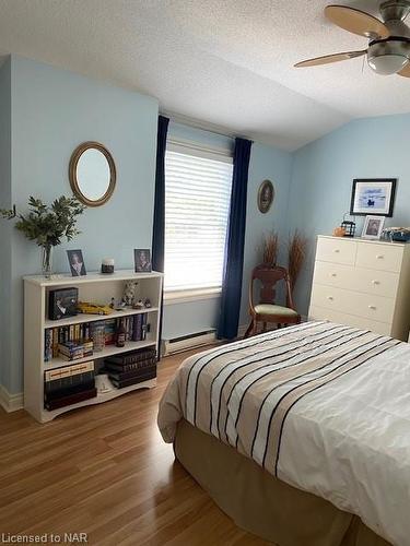 123 South Drive, St. Catharines, ON - Indoor Photo Showing Bedroom