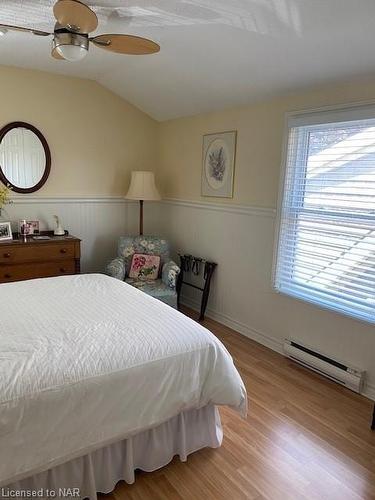 123 South Drive, St. Catharines, ON - Indoor Photo Showing Bedroom