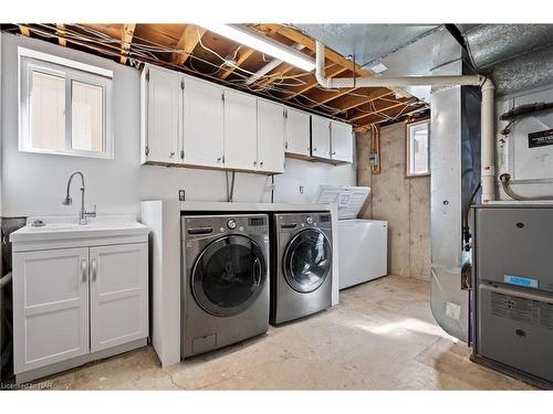 37 Cherie Road, St. Catharines, ON - Indoor Photo Showing Laundry Room