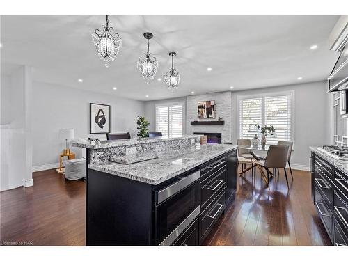 37 Cherie Road, St. Catharines, ON - Indoor Photo Showing Kitchen With Upgraded Kitchen