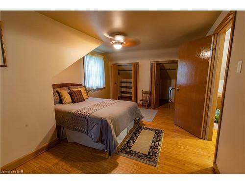 1835 Third Concession Road, Port Colborne, ON - Indoor Photo Showing Bedroom