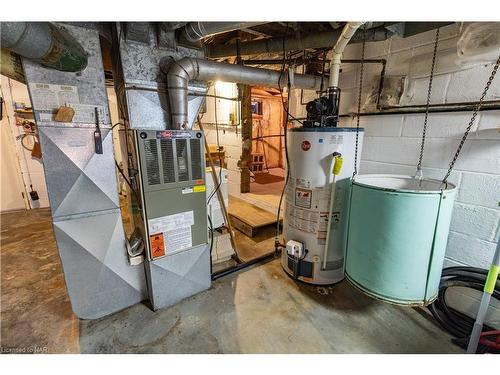 1835 Third Concession Road, Port Colborne, ON - Indoor Photo Showing Basement