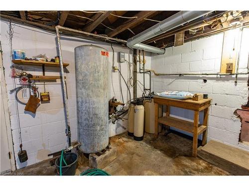 1835 Third Concession Road, Port Colborne, ON - Indoor Photo Showing Basement