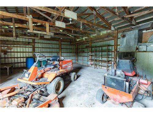 1835 Third Concession Road, Port Colborne, ON - Indoor Photo Showing Garage