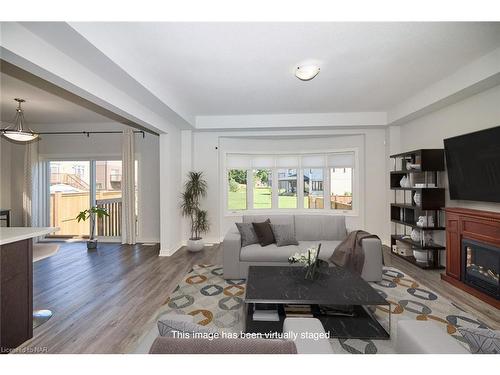 3645 Allen Trail, Ridgeway, ON - Indoor Photo Showing Living Room With Fireplace