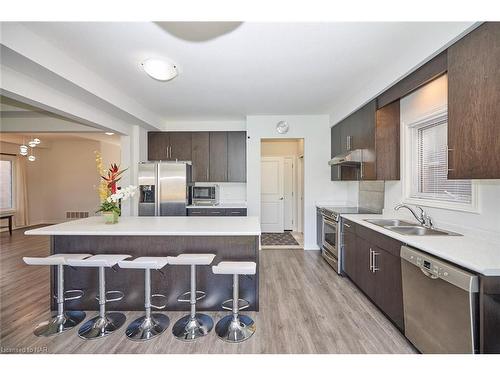 3645 Allen Trail, Ridgeway, ON - Indoor Photo Showing Kitchen With Double Sink