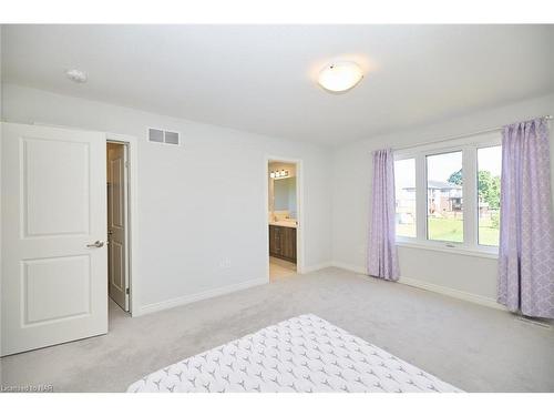 3645 Allen Trail, Ridgeway, ON - Indoor Photo Showing Bedroom