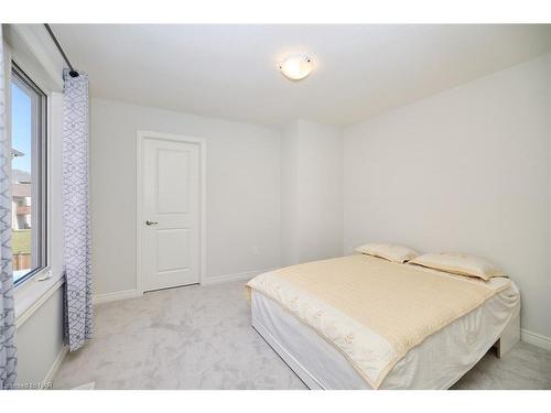 3645 Allen Trail, Ridgeway, ON - Indoor Photo Showing Bedroom