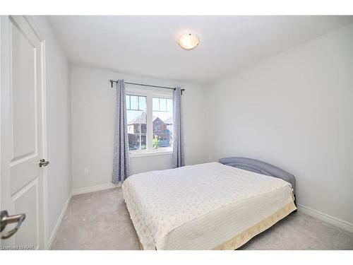 3645 Allen Trail, Ridgeway, ON - Indoor Photo Showing Bedroom