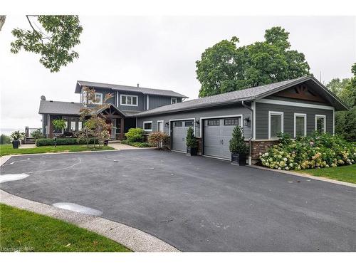 709 Lakeshore Road, Fort Erie, ON - Outdoor With Facade