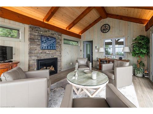 709 Lakeshore Road, Fort Erie, ON - Indoor Photo Showing Living Room With Fireplace