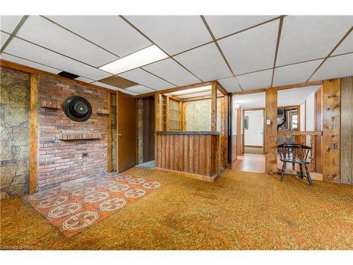 19 Colonial Street, Welland, ON - Indoor Photo Showing Other Room