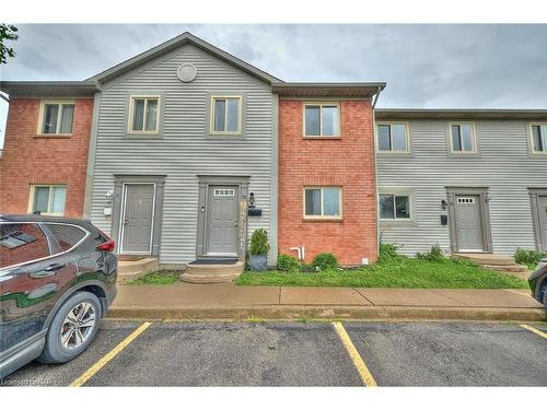 73-65 Dorchester Boulevard, St. Catharines, ON - Outdoor