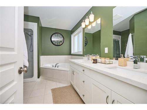 116 Clare Avenue, Welland, ON - Indoor Photo Showing Bathroom