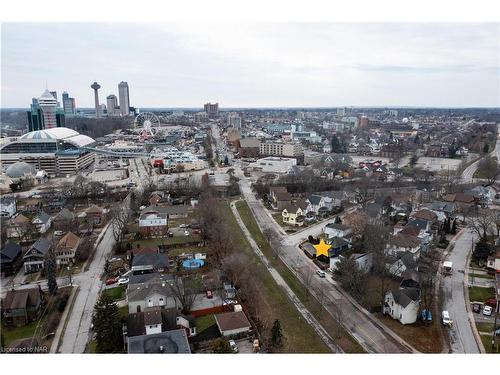 5463 Palmer Avenue, Niagara Falls, ON - Outdoor With View