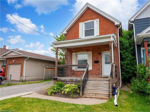 5 Herrick Avenue, St. Catharines, ON - Outdoor With Deck Patio Veranda