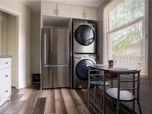 5 Herrick Avenue, St. Catharines, ON - Indoor Photo Showing Laundry Room