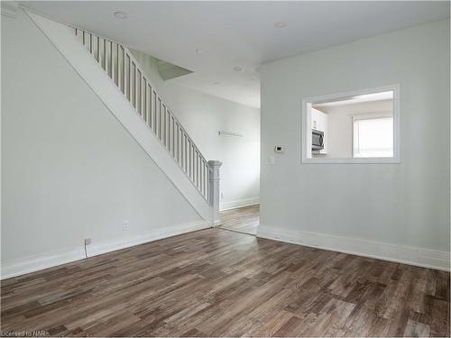 5 Herrick Avenue, St. Catharines, ON - Indoor Photo Showing Other Room