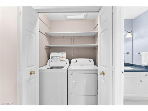 1817 Four Mile Creek Road, Niagara-On-The-Lake, ON - Indoor Photo Showing Laundry Room