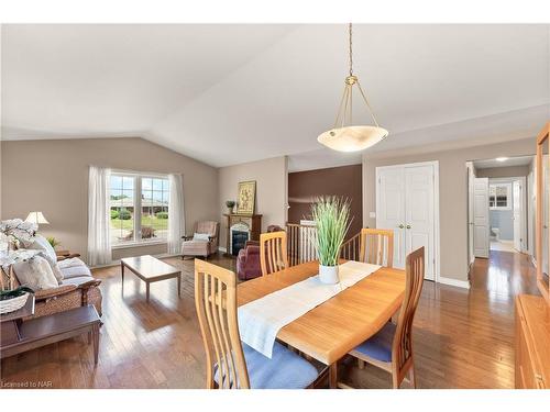 1817 Four Mile Creek Road, Niagara-On-The-Lake, ON - Indoor Photo Showing Dining Room