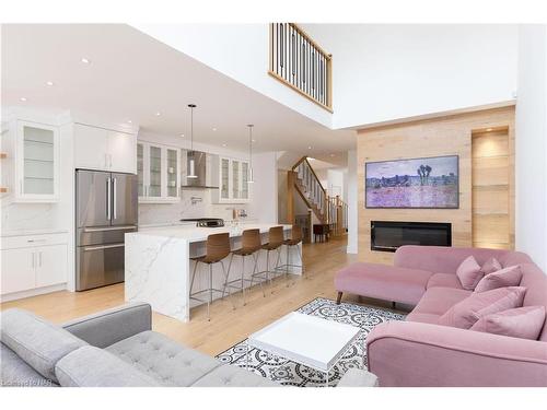 37-88 Lakeport Road, St. Catharines, ON - Indoor Photo Showing Living Room With Fireplace