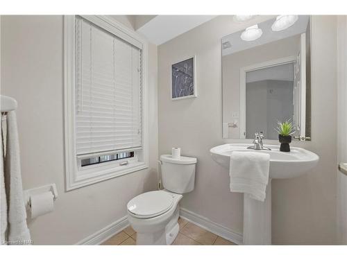 177 Wright Crescent, Niagara-On-The-Lake, ON - Indoor Photo Showing Bathroom