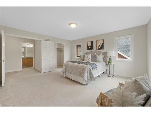 177 Wright Crescent, Niagara-On-The-Lake, ON - Indoor Photo Showing Bedroom