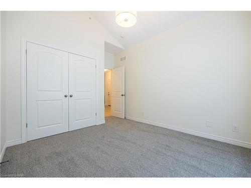 34 Sandalwood Common, St. Catharines, ON - Indoor Photo Showing Other Room