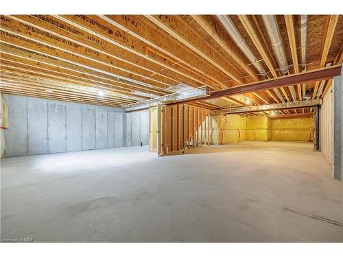 34 Sandalwood Common, St. Catharines, ON - Indoor Photo Showing Basement