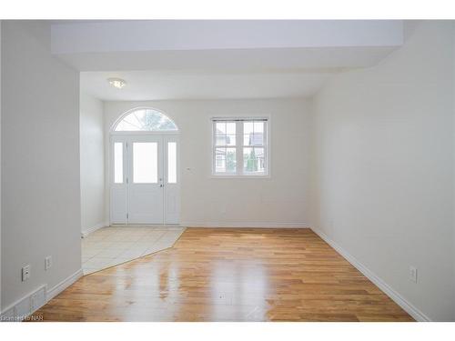 27B Walnut Street, St. Catharines, ON - Indoor Photo Showing Other Room