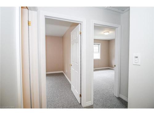 27B Walnut Street, St. Catharines, ON - Indoor Photo Showing Other Room