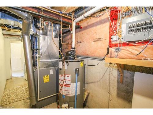 27B Walnut Street, St. Catharines, ON - Indoor Photo Showing Basement