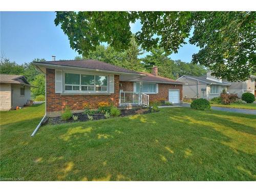 6361 Clare Crescent, Niagara Falls, ON - Outdoor