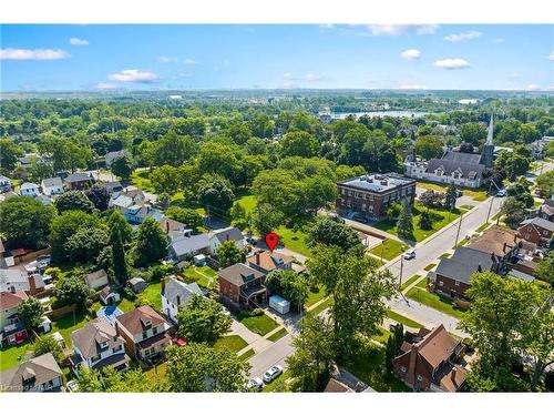 2 Carleton Street N, Thorold, ON - Outdoor With View