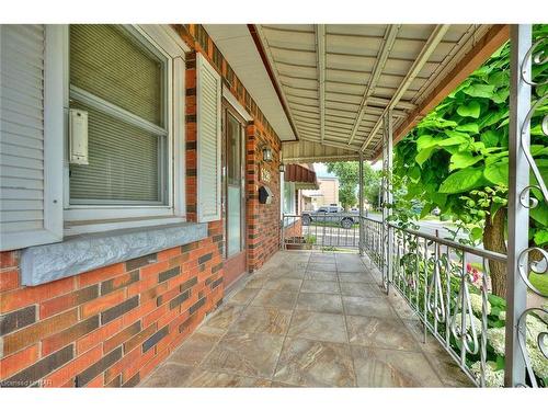 6299 Murray Street, Niagara Falls, ON - Outdoor With Deck Patio Veranda With Exterior