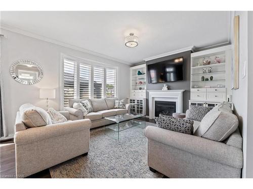 8849 Dogwood Crescent, Niagara Falls, ON - Indoor Photo Showing Living Room With Fireplace