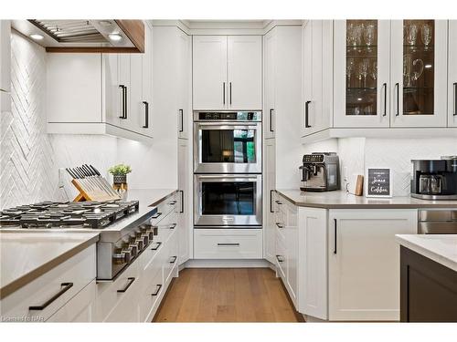 45 Peach Tree Common, St. Catharines, ON - Indoor Photo Showing Kitchen With Upgraded Kitchen