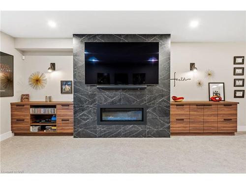 45 Peach Tree Common, St. Catharines, ON - Indoor Photo Showing Living Room With Fireplace