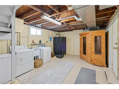 37 South Crescent, Port Colborne, ON - Indoor Photo Showing Laundry Room