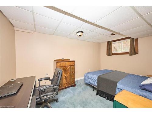 86 Green Maple Drive, St. Catharines, ON - Indoor Photo Showing Bedroom