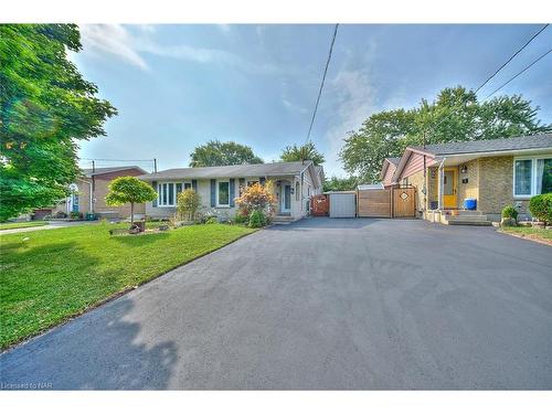 86 Green Maple Drive, St. Catharines, ON - Outdoor With Facade